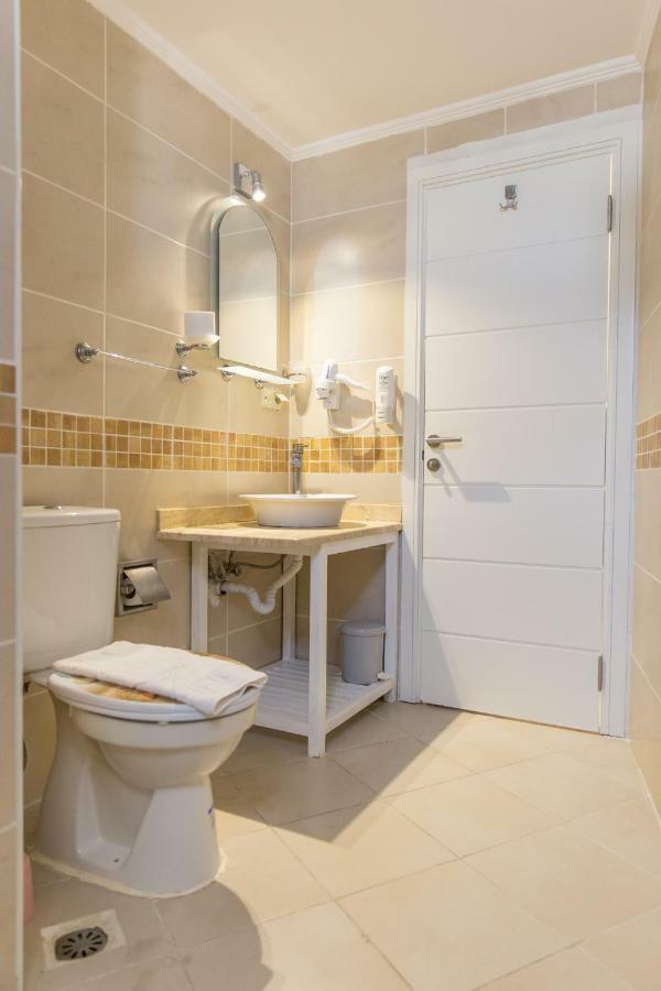 Kortan Hotel Тургутрейс Екстериор снимка